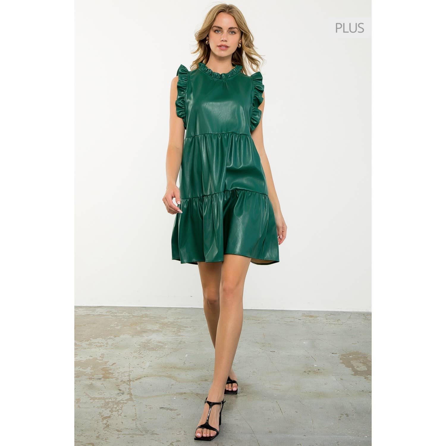 THML - Vendita all'ingrosso Vestito - Donna - /Taglia XL/ Abito in pelle con maniche a balze1