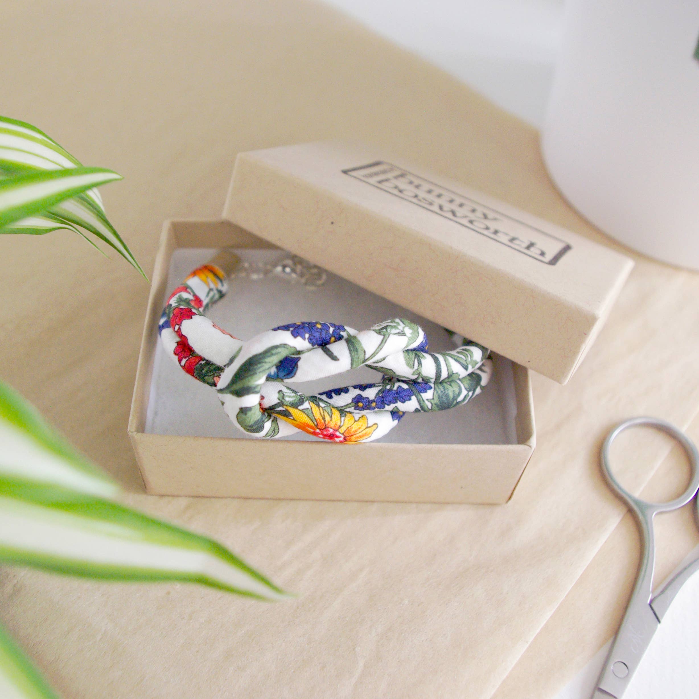 Bunny Bosworth - Wholesale Woven/Braided Bracelet - Reef Knot Bracelet - Meadow Flowers4