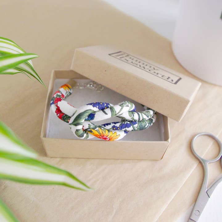 Bunny Bosworth - Wholesale Woven/Braided Bracelet - Reef Knot Bracelet - Meadow Flowers4