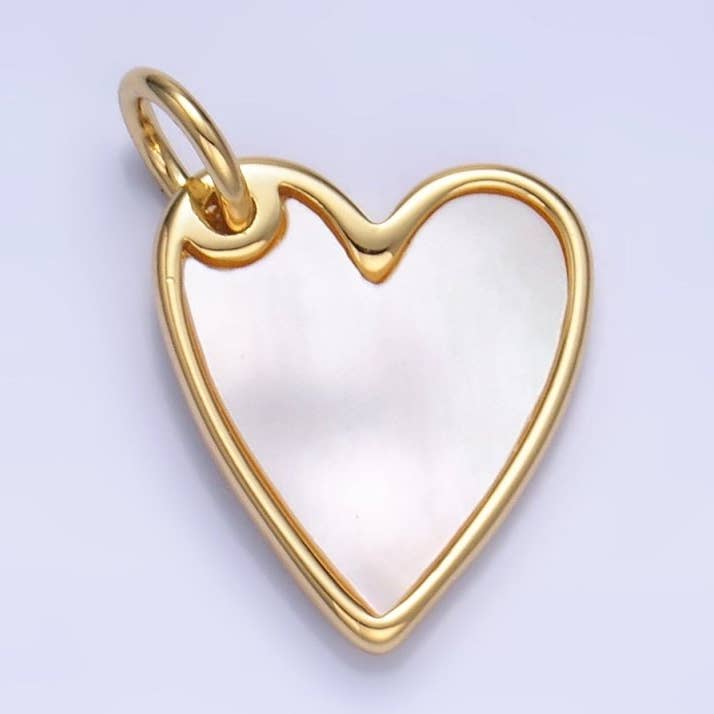 Ciondolo Cuore con Perla a Conchiglia Delicata Placcato in Oro 24K | W431 per la vendita all'ingrosso da parte di Aim Eternal