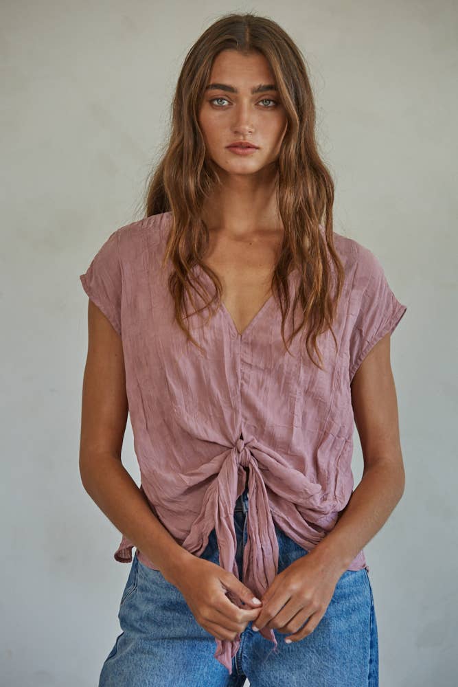 By Together - Vente Chemisier – femme - L6953 | Haut sans manches à col en V en polyester tissé avec nœud à l'avant0