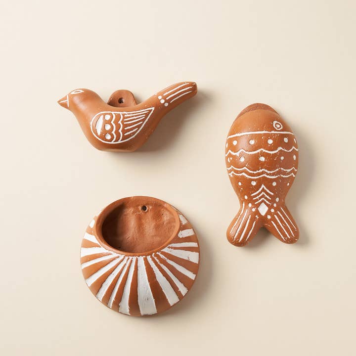 Matr Boomie Fair Trade - Wholesale Wall Planter - Vasanta Bird Hanging Wall Planter - Terracotta2