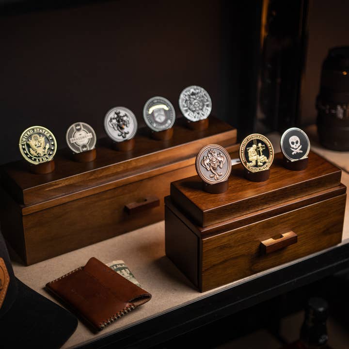 Holme & Hadfield – wholesale Decorative tabletop object – The Coin Deck