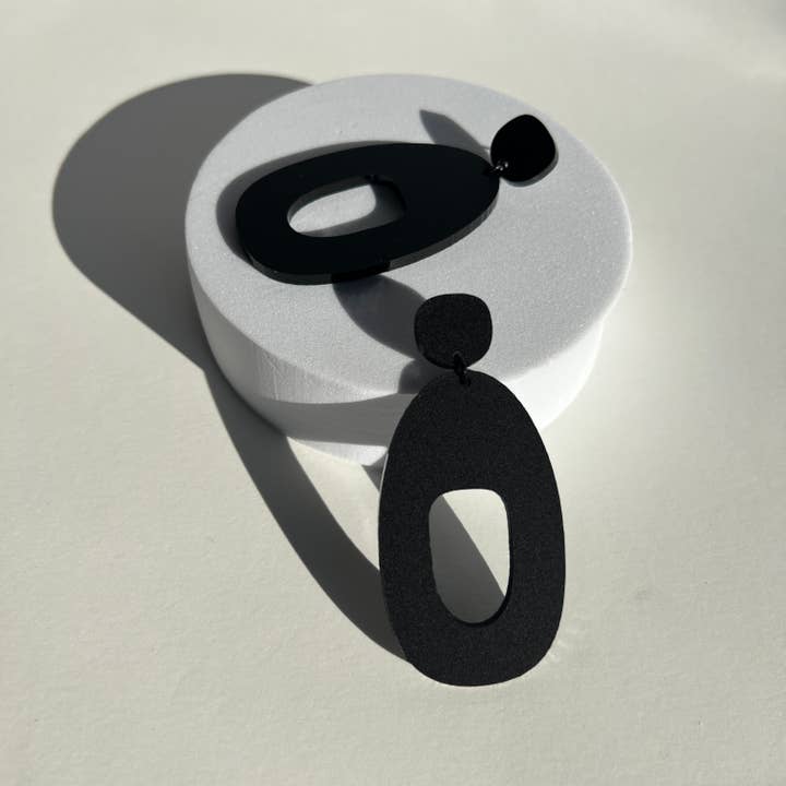 Mingled – wholesale Dangle earrings – Soko Large Black Statement Dangle Earrings2