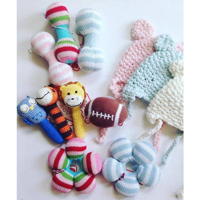 Petit Ami & Zubels - Wholesale Handheld Rattle - Baby - Dumbbell Hand-Knit Rattle - 2 Colors2