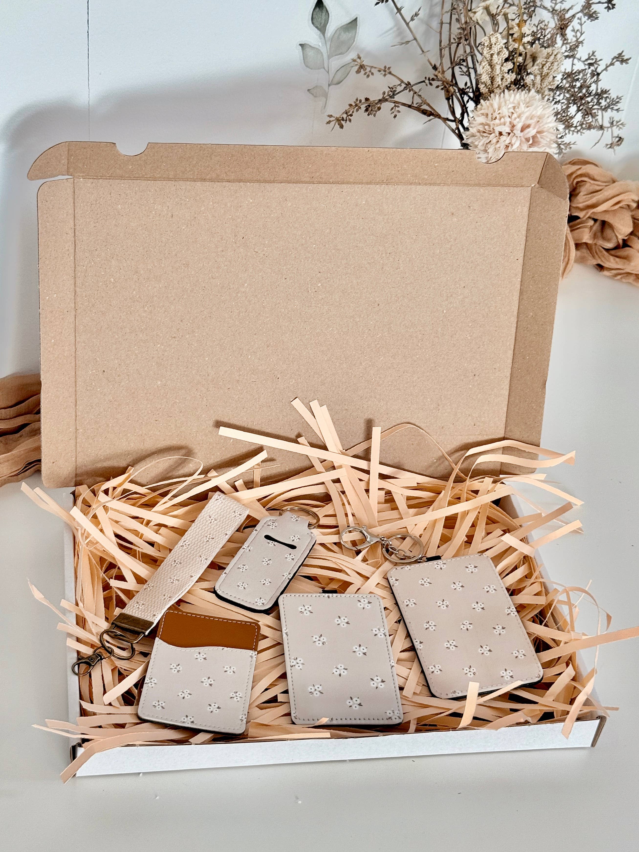 the cute cloud – wholesale Presentpåseset/-förpackning – Presentask "Arbetaren" Matchande Tillbehörspaket 12 Mönster3