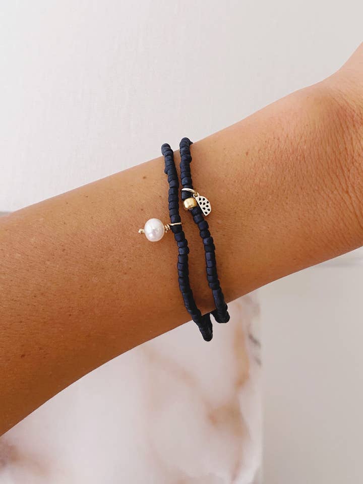 Enveloppe perlée Seaview pour la vente par Where Watermelons Grow