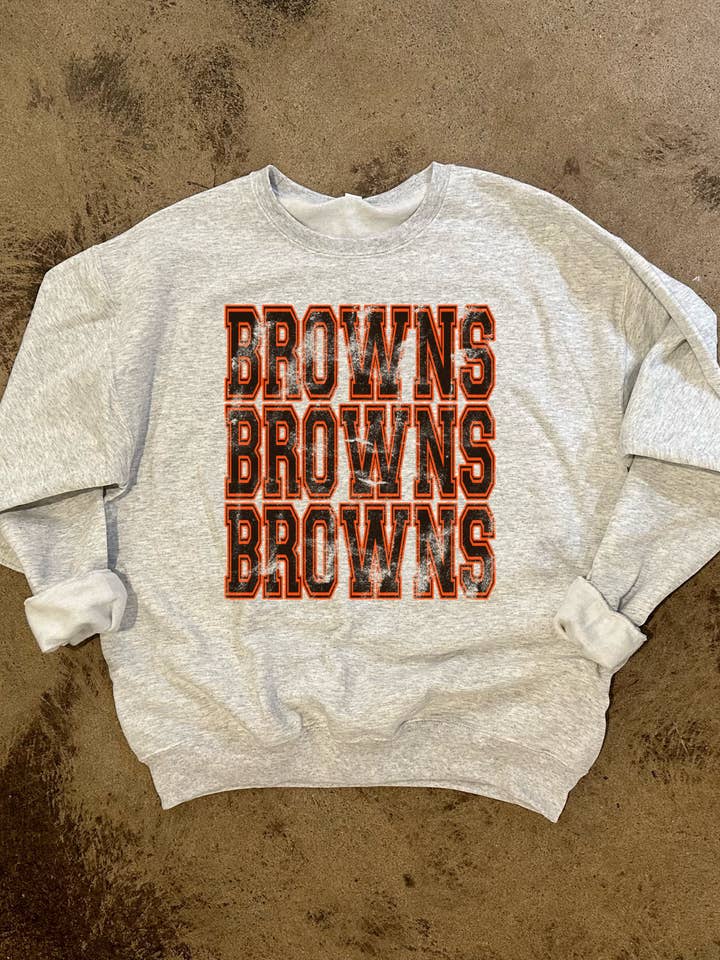 Jordanna Adams - Wholesale Graphic Sweatshirt - Women's - Browns Varsity Print Crewneck Sweatshirt0