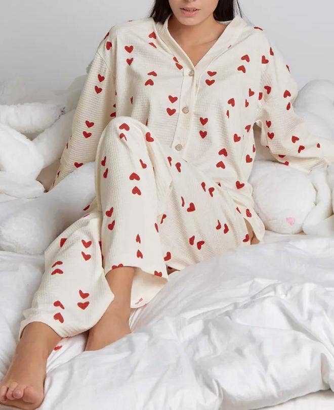 Rosa Clothing - Wholesale Lounge Set - Women's - Valentine's Day pajamas heart top pants loungewear set5