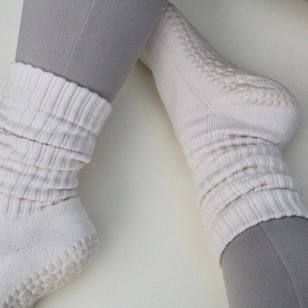Girl's Girl - Vente Chaussettes – femme - CHAUSSETTES À GRIFFES SCRUNCH EN BEIGE1