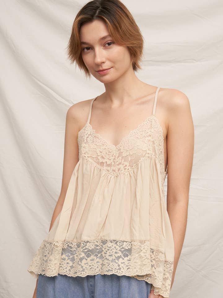 Haut caraco dos nageur sans manches avec bordure en dentelle pour la vente par En Crème