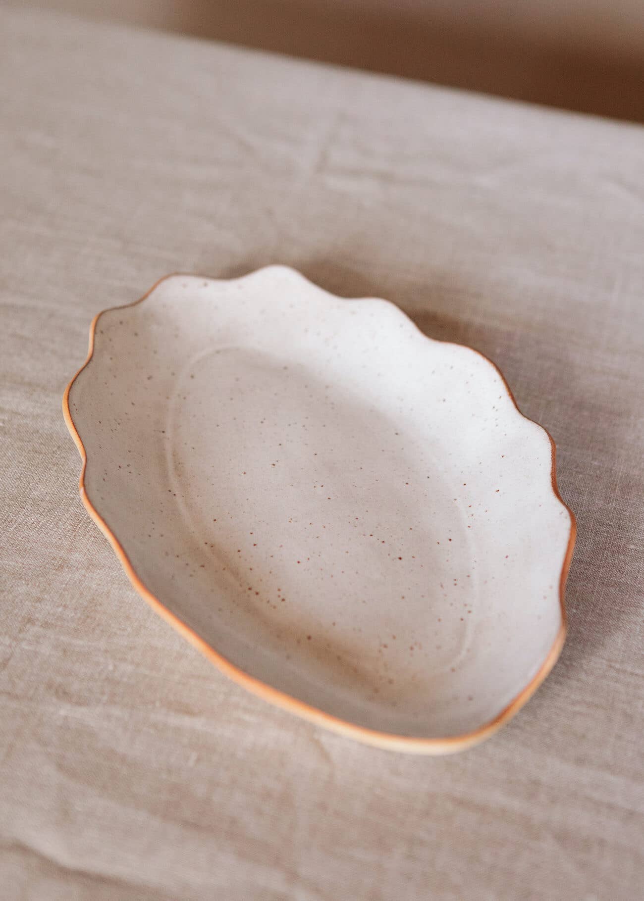 Ohyoko ceramics - Wholesale Serving Tray - Handcrafted stoneware trays for breakfast and snacks12