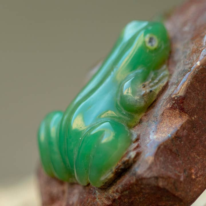 Krysopras StatueFrog Figurer IX for engroshandel hos Asian Ethnic Art