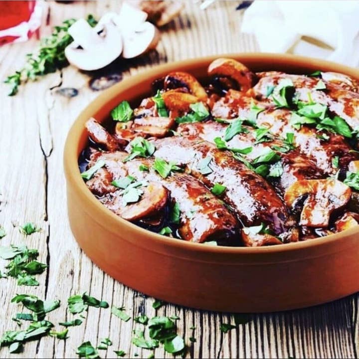 8-inc Unglazed Cooking Oven Pan, Clay Casserole Dish for wholesale by GJE Terracotta