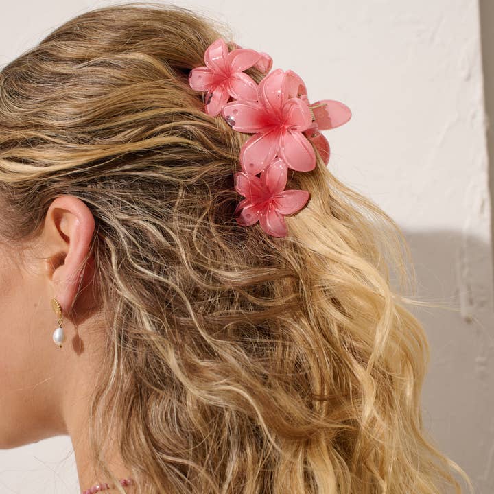 Angels Whisper Accessories - Wholesale Hair Clip - Women's - Triple Hawaiian Flower Claw Clip (3col)
