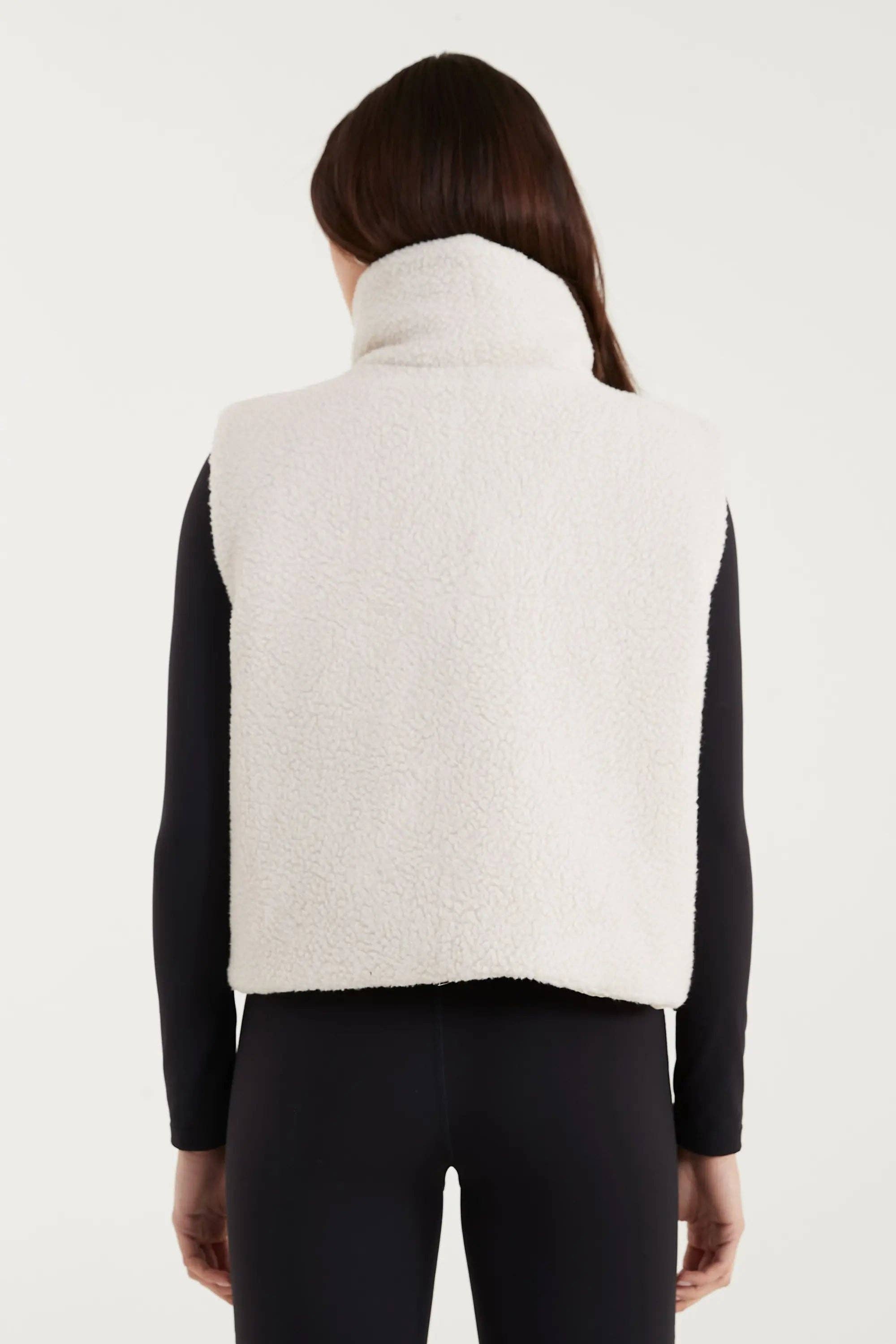Wholesale ALLFENIX Shearling Reversible Puffer Vest for your