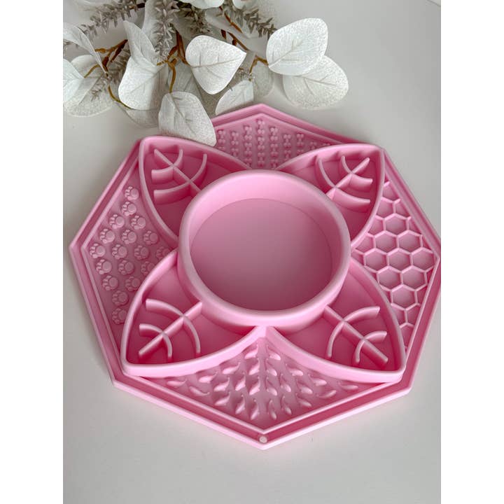 Doggotique – wholesale Pet bowl – Cat/dog – Lick mat Lotus, feeding station, lick mat, slow bowl