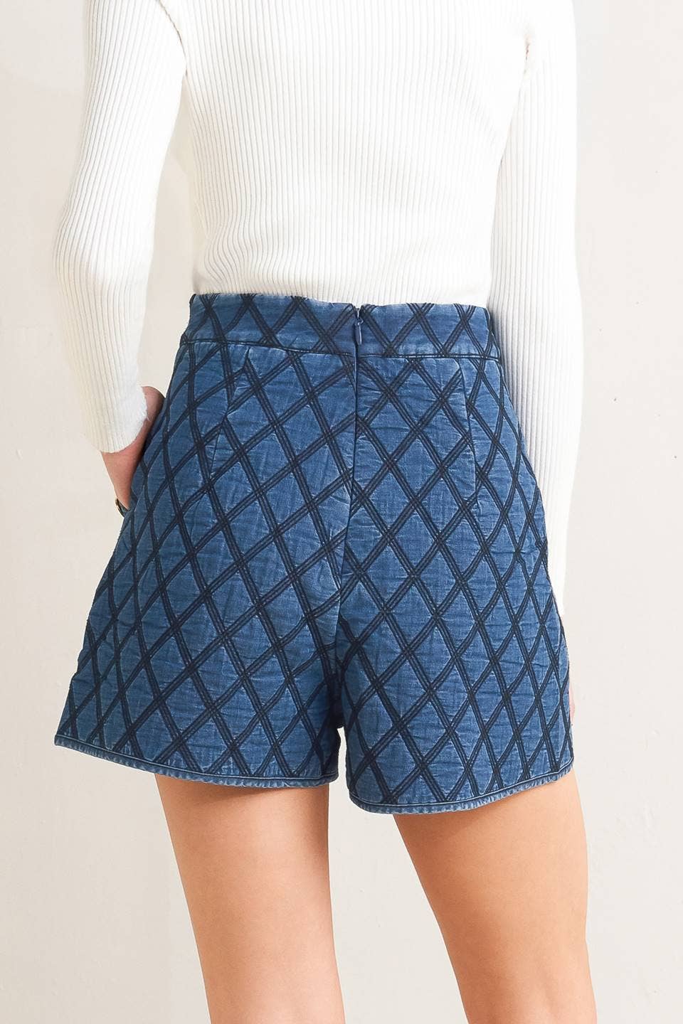 DENIM BLUE A quilted woven short - FP1760 for wholesale on Faire1