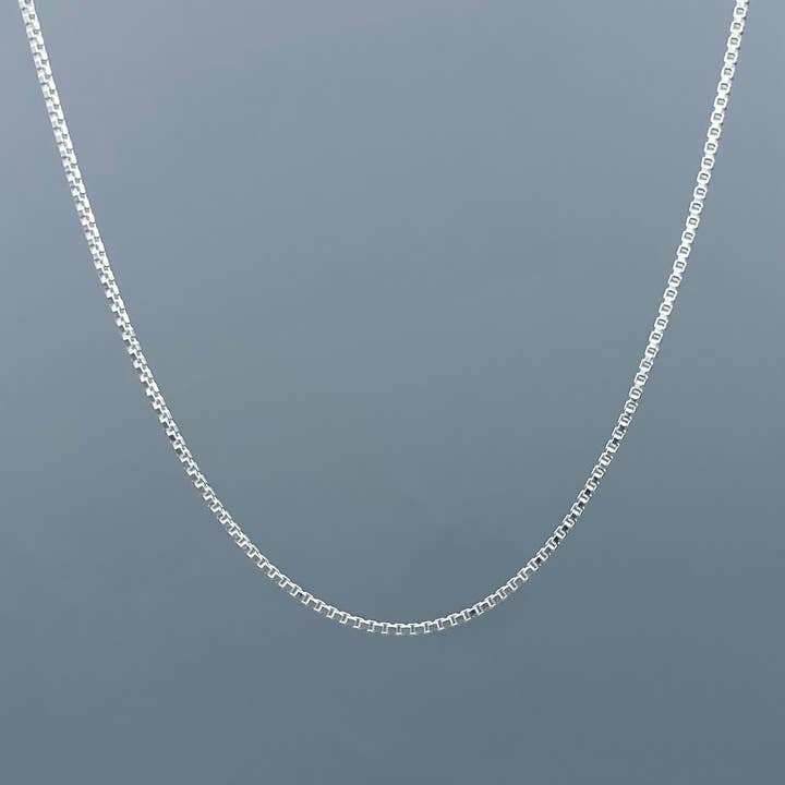 1 mm Sterling Silver Boxkedja för wholesale av Something Silver