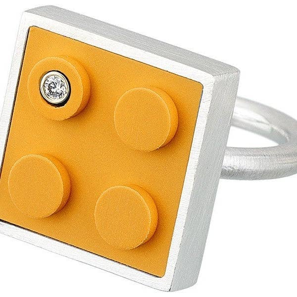 Anello con mattoni di diamanti per la vendita all'ingrosso da parte di JacQueline Sanchez Jewelry