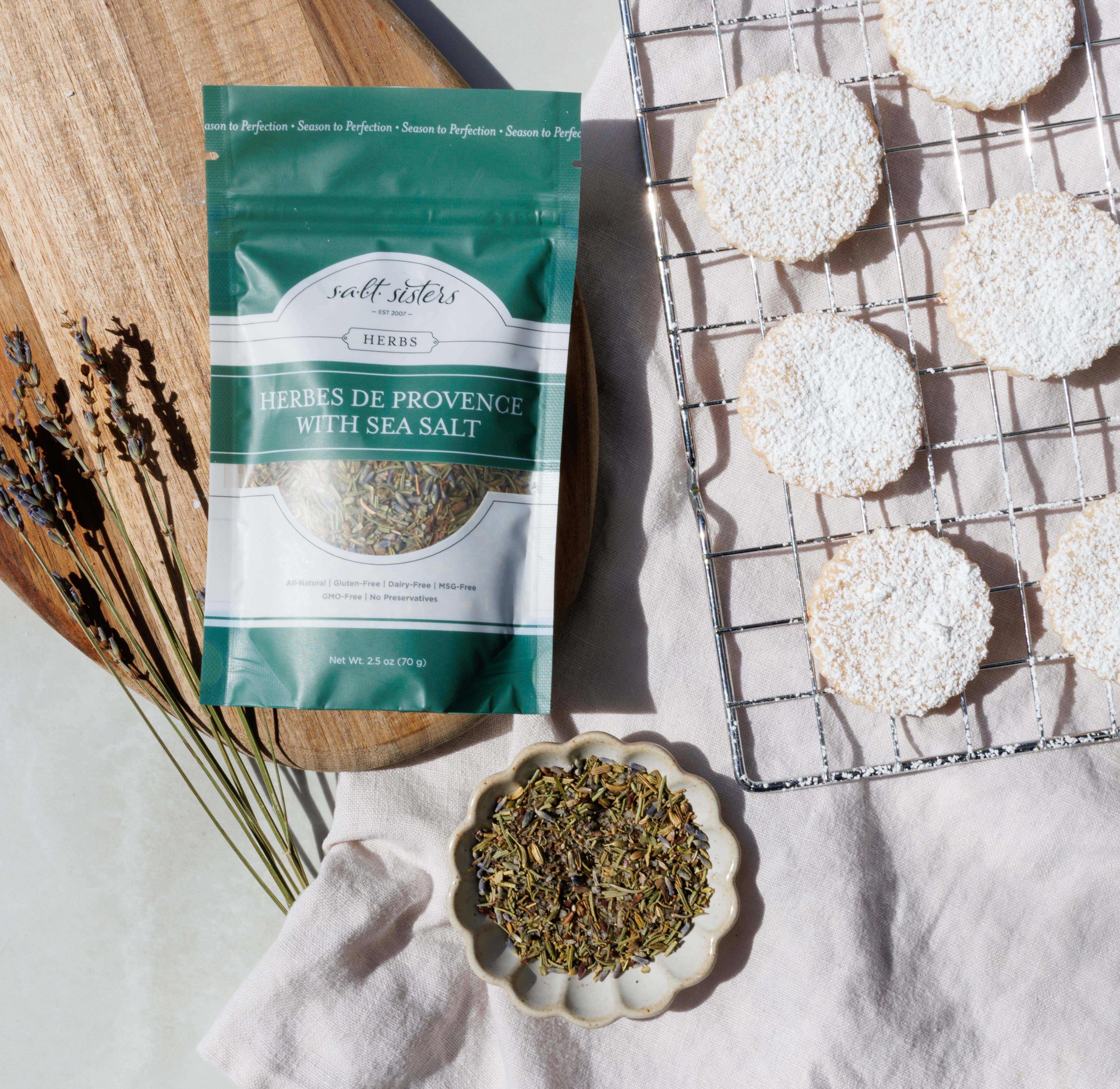 Salt Sisters - Vente Herbes aromatiques - Mélange d'herbes et de sel - Herbes de Provence avec sel de mer - 2,5 oz3