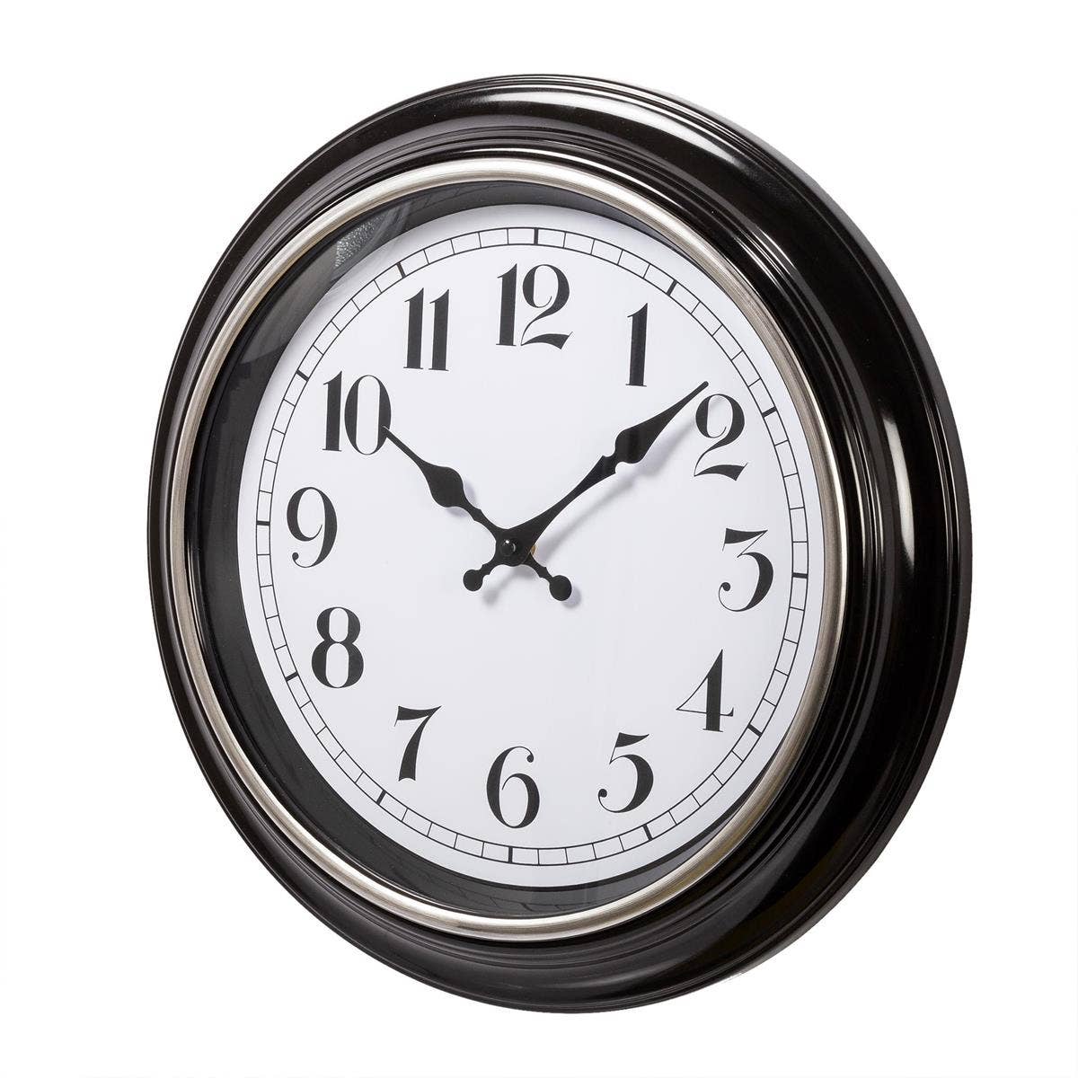 Kiera Grace - Vente Horloges murales - Horloge murale Kiera Grace Degraw de 16 po avec lunette en argent brossé noir1