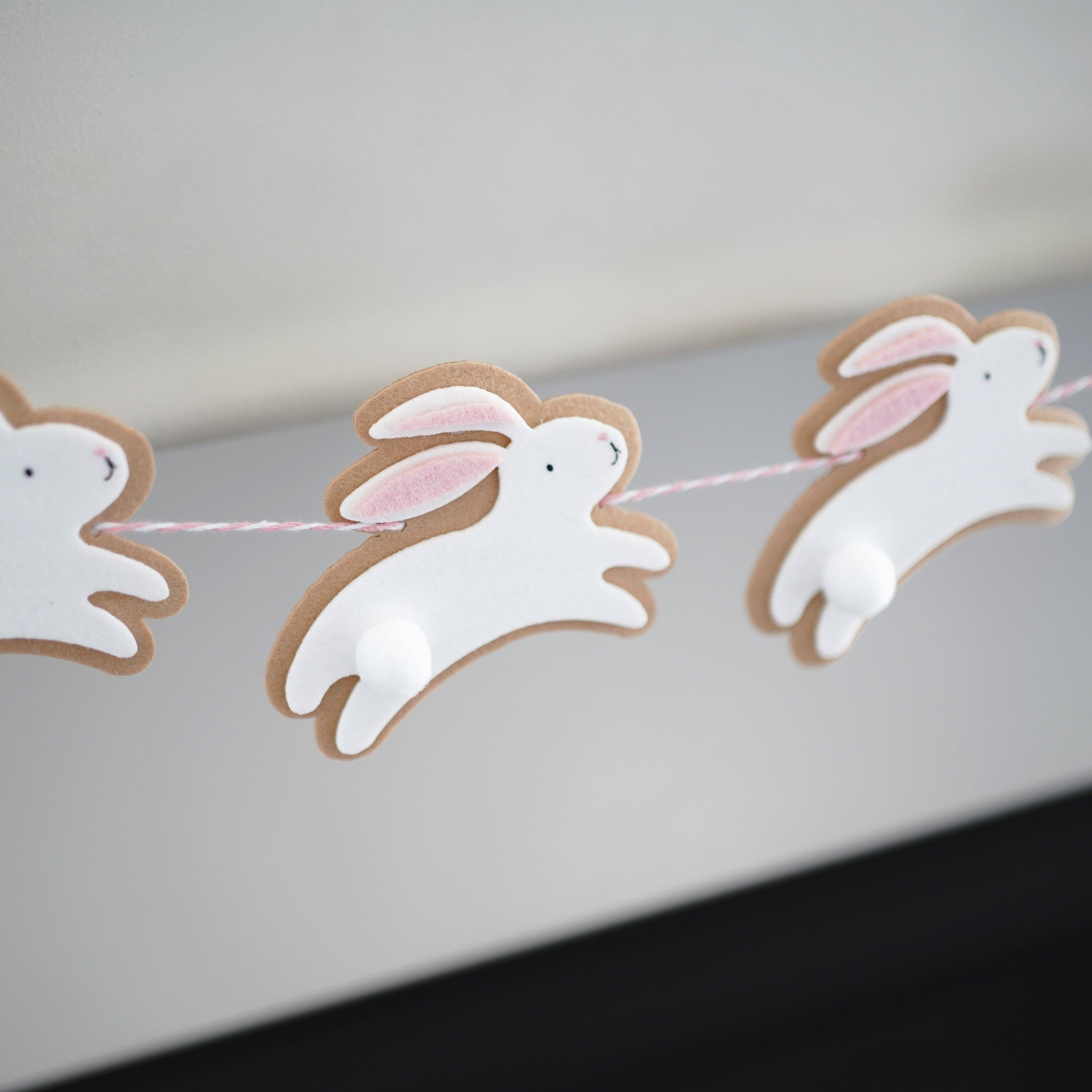 Decomod - Vente Fanion/guirlande - Guirlande de lapins sautillants1