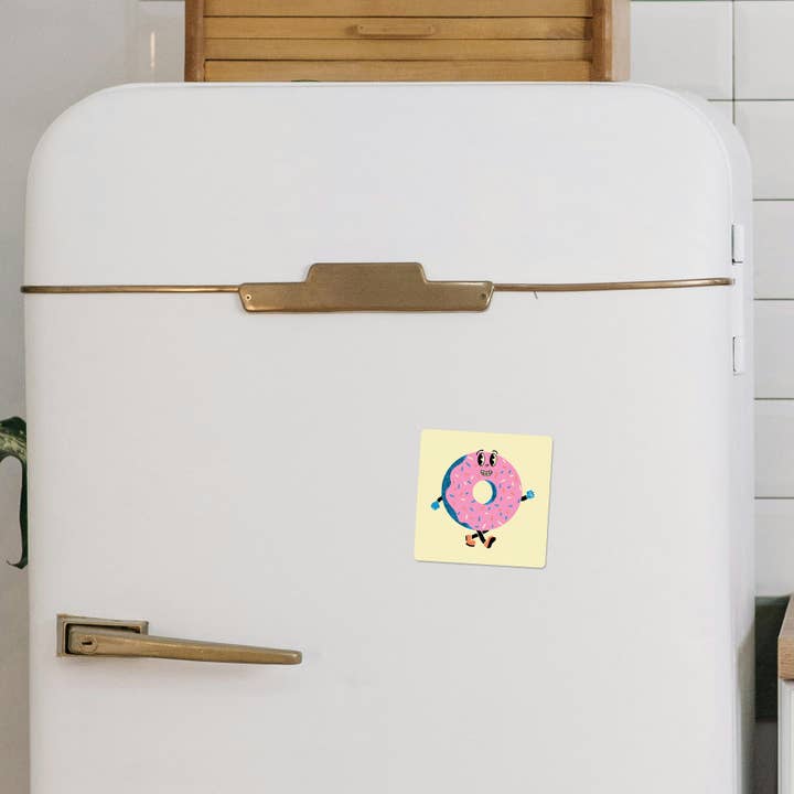 Betiobca - Wholesale Magnet - Mini Magnet – Retro Donut Mascot