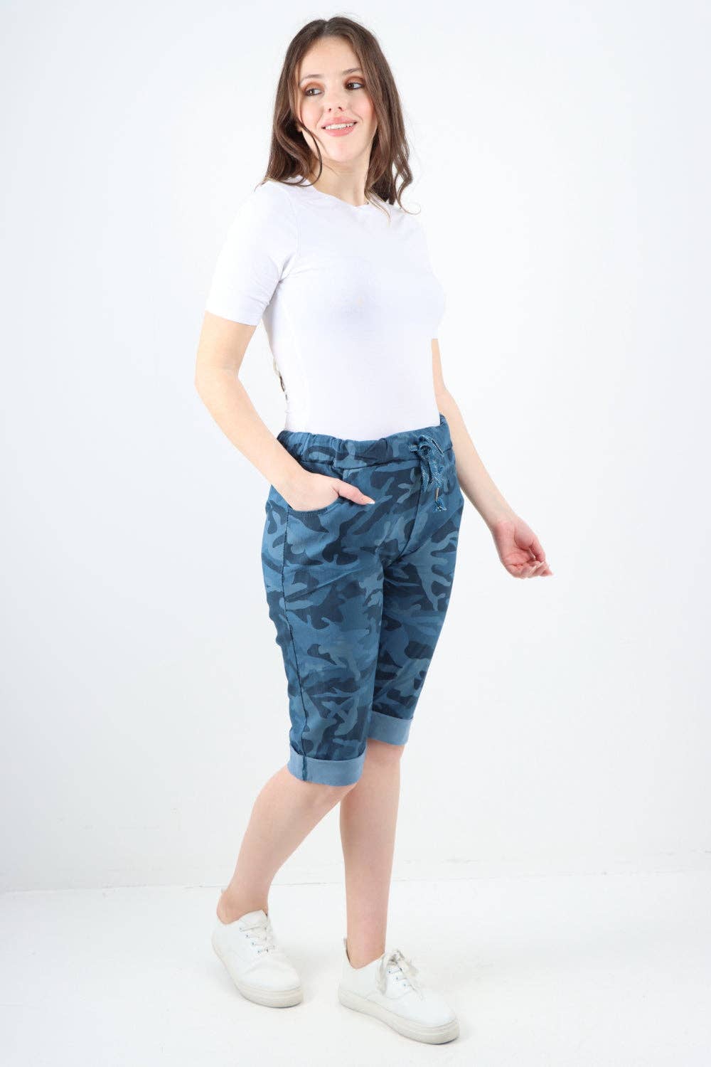 Miss Bold – wholesale Shorts – Women’s – Italian Camouflage Magic Chino Shorts46