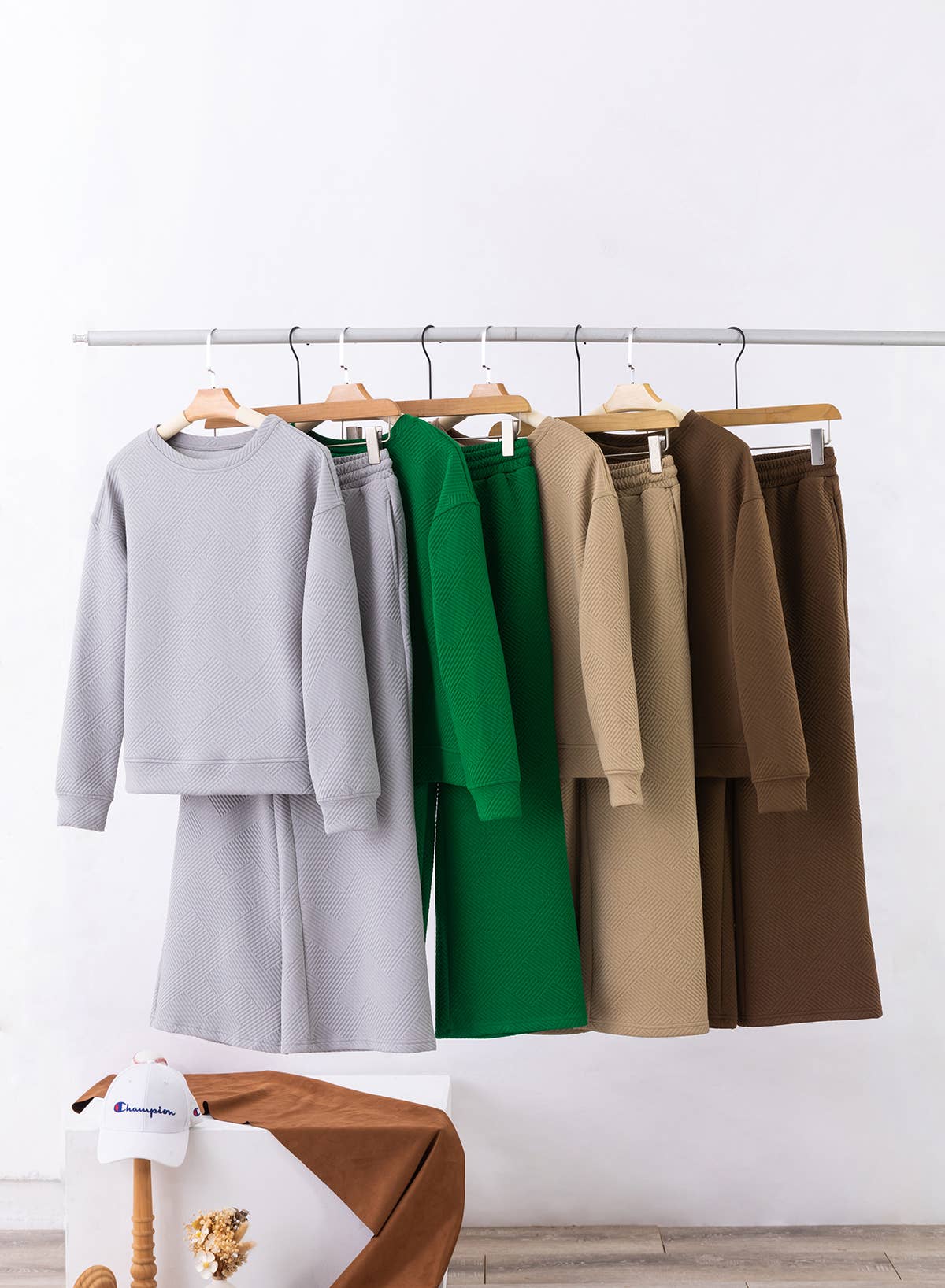 Aapparella - Vente Ensemble de vêtements d'intérieur – femme - Ensembles de pantalons de pyjama texturés et confortables multicolores | S-2XL3