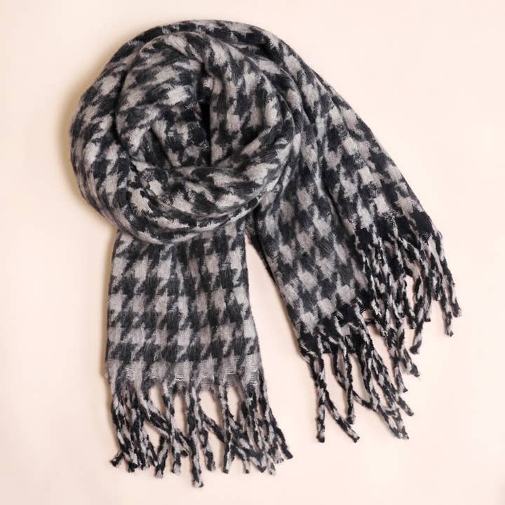 Lisa Angel - Wholesale Scarf - Women's - Charcoal Houndstooth Winter Scarf