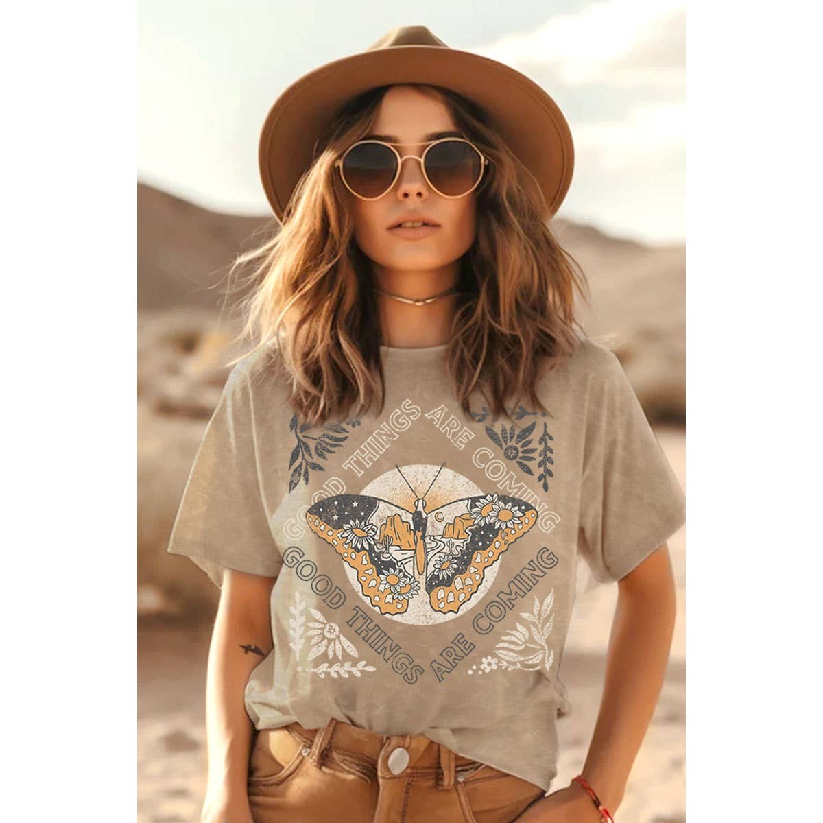 HRTandLUV – Engroshandel Grafisk t-shirt - Dame – GODE TING KOMMER MINERAL GRAPHIC TOP6