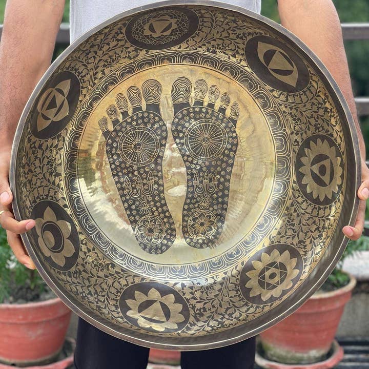 Buddha Feet Singing Bowl: Handmade Tibetan Sound Bowl for Meditation for wholesale by NadaYoga