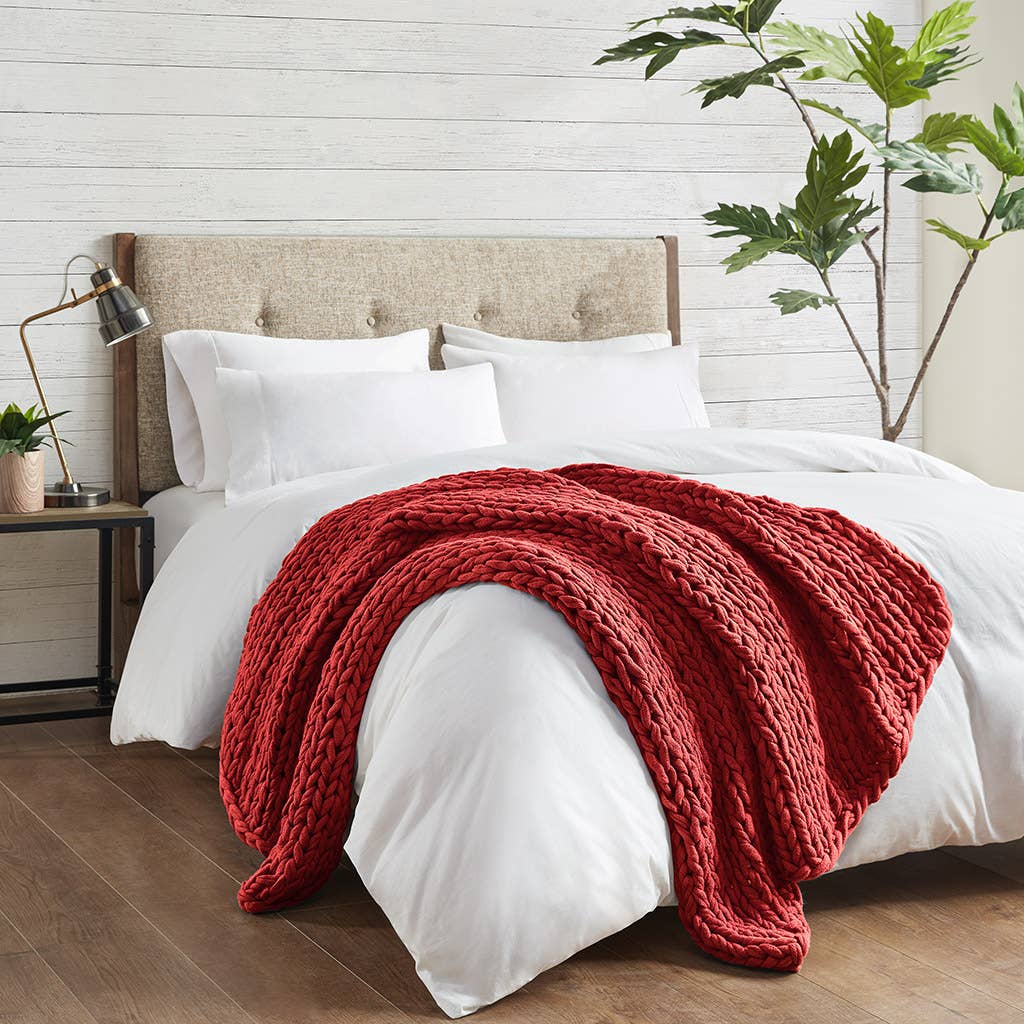 Olliix - Wholesale Throw Blanket - Handmade Chunky Double Knit Throw, Red1