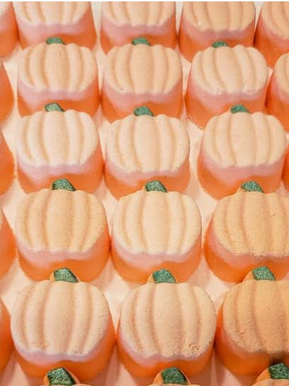 🎃 Mini Pumpkin Spice Bath Bombs – Handmade Fall Favors for wholesale by Roxy Grace
