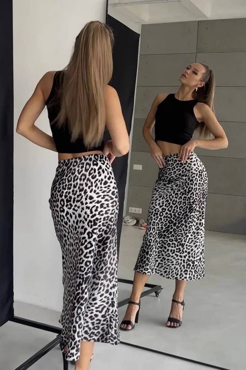 NINEXIS - Wholesale Skirt - Women's - CWBLS00717_LEOPARD PRINT SATIN HIGH WAIST MAXI SKIRT7