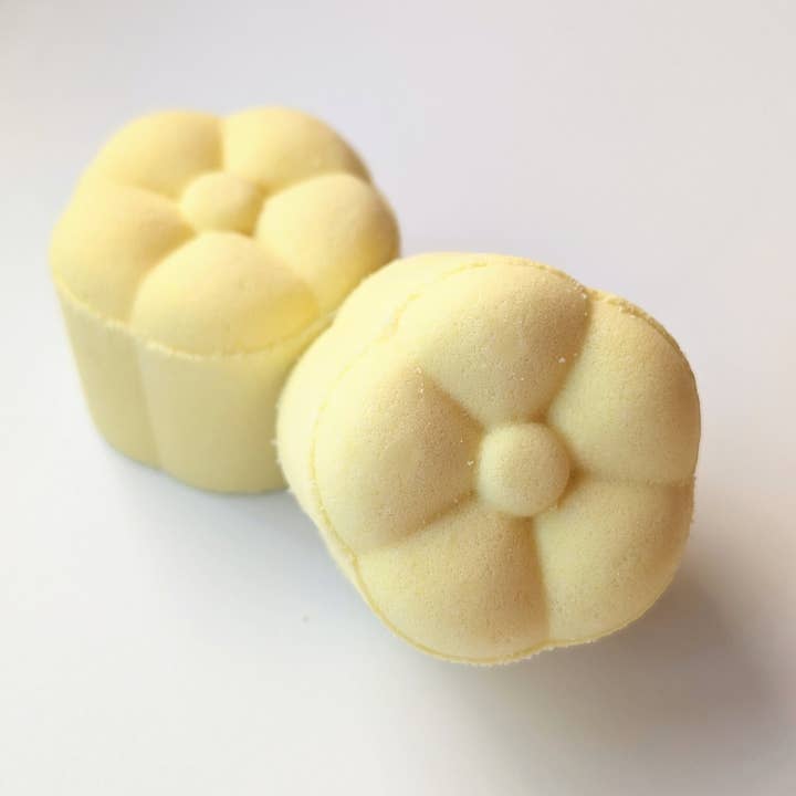 Beachy Bubbles Bath Co - Wholesale Shower Steamer/Bomb - Clarity Shower Steamers1