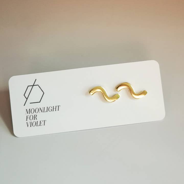 Clous Curve S en laiton pour la vente par Moonlight for Violet