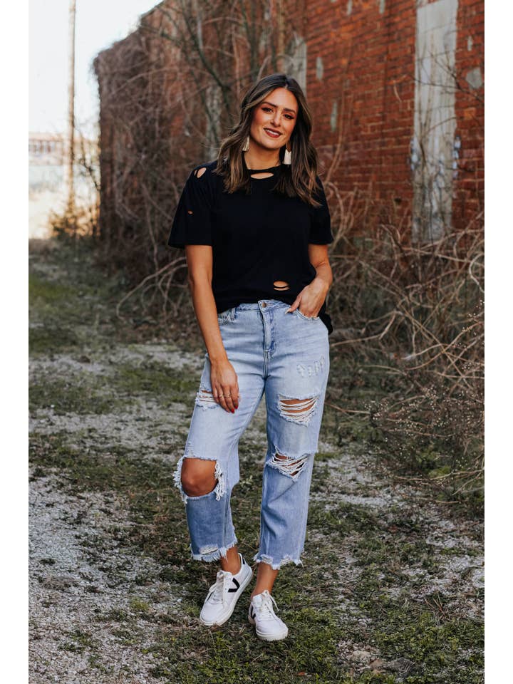 Nellie Mae Wholesale - Wholesale T-shirt – women's - NM Distressed Tee-Black2