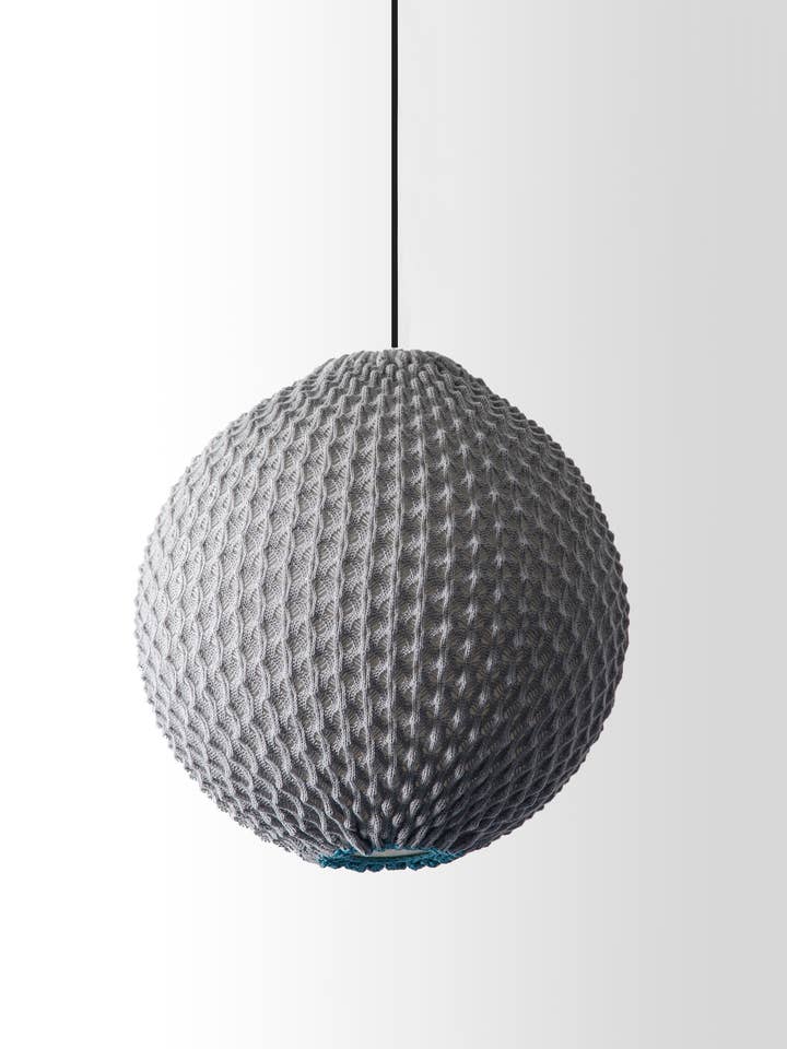 Strikket Fald - stor for engroshandel hos DM + PARTNERS