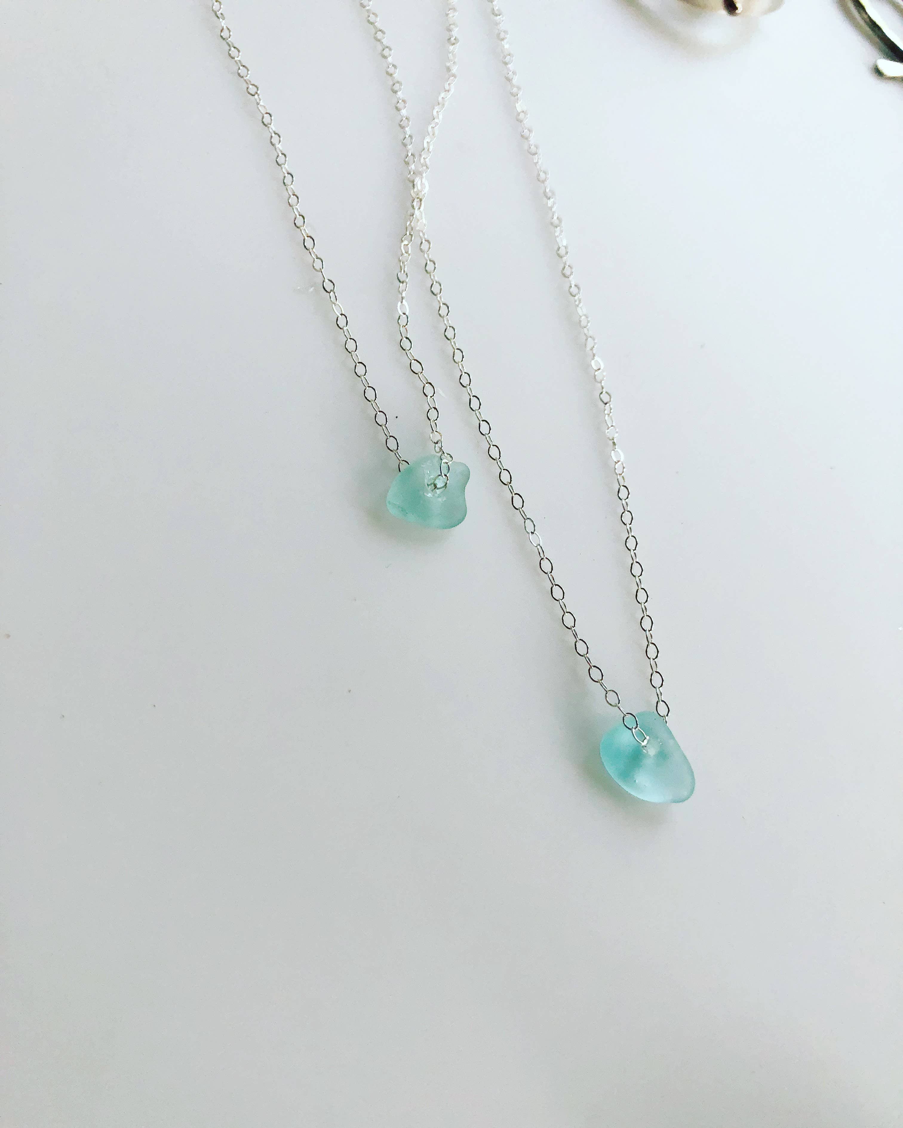 La Soucique Studio Metalsmithing - Wholesale Pendant/Charm Necklace - Perelle Dainty Seaglass Necklace5