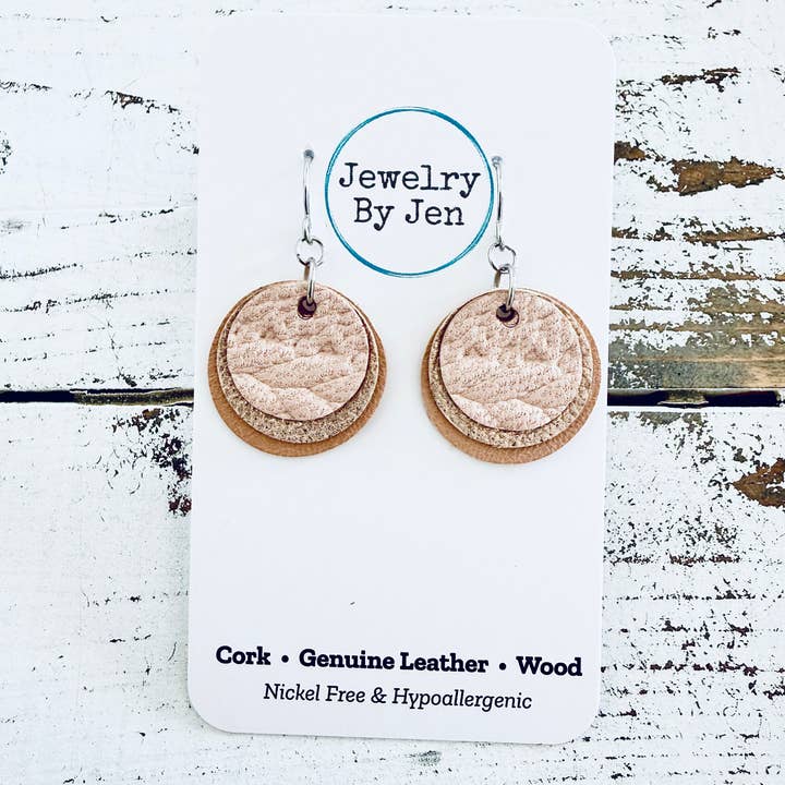 Brincos Redondos em Camadas: Tons de Rosa Blush por atacado de Jewelry By Jen