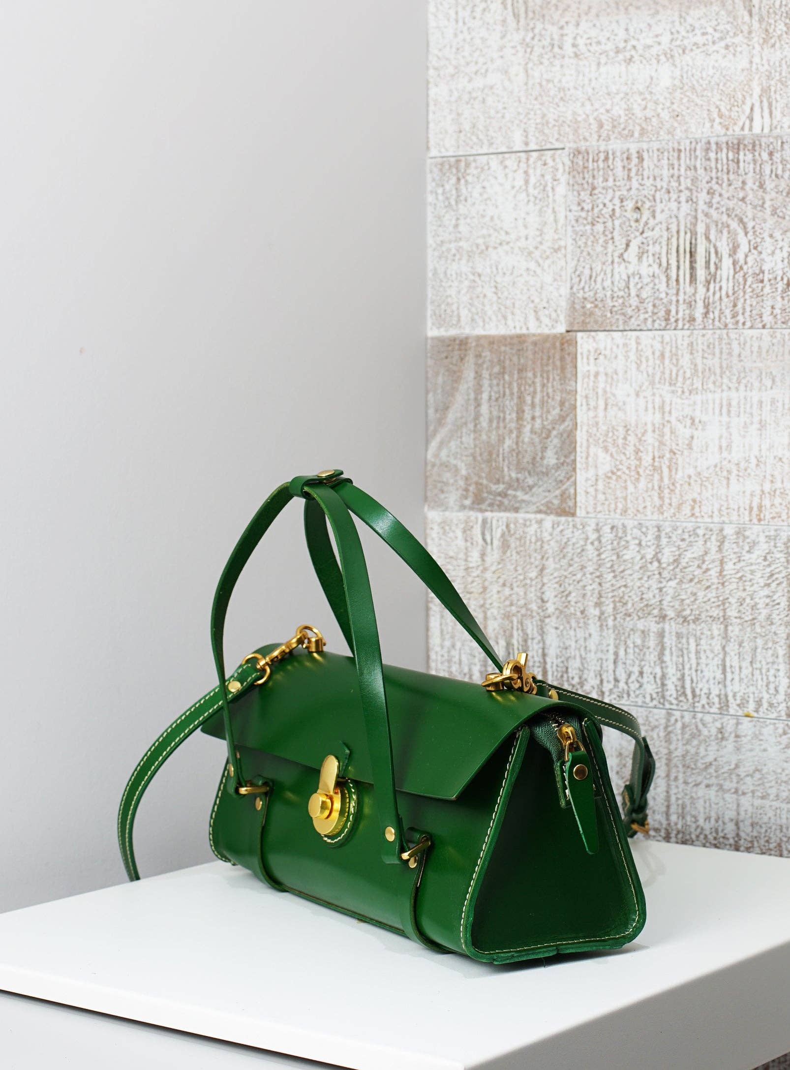 UPPDOO - Wholesale Satchel - Women's - Vive 2.0 Classic Baguette Satchel- Pine Green2