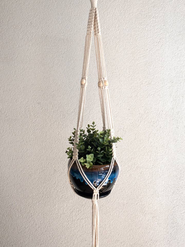 Kenny per la vendita all'ingrosso da parte di The Knottery