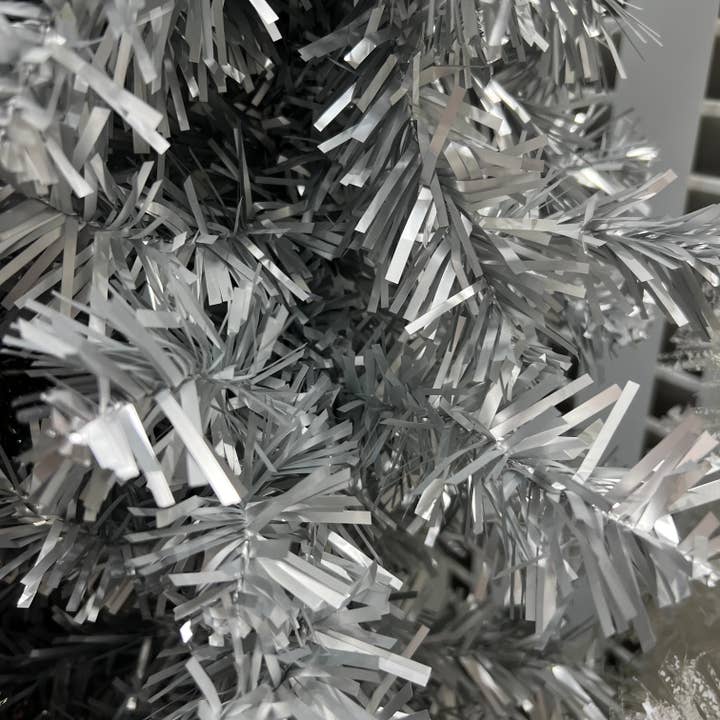 Green Import Limited - Wholesale Christmas Decoration - XM12639 CHUNKY CUT TINSEL PICKx5,14in7