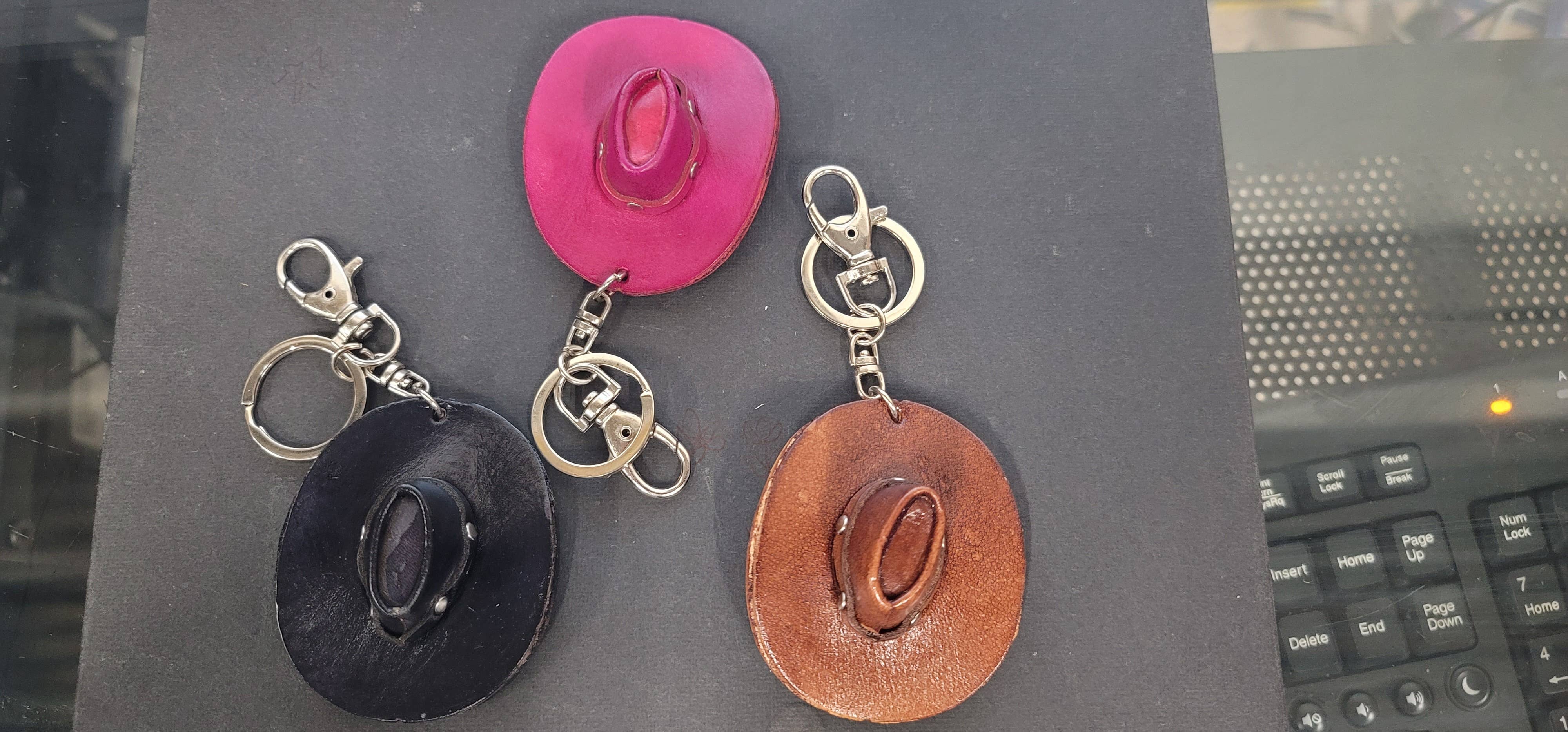 Sunflower Handmade leather inc – Porta-chaves - Unissexo por atacado – Porta-chaves de chapéu de cowboy em couro feito à mão ocidental1