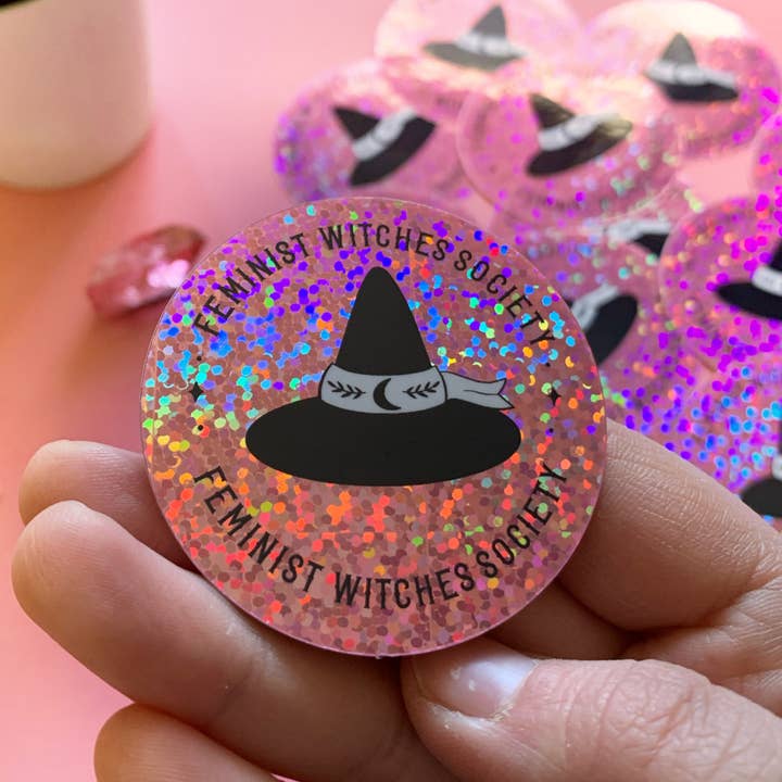 Feministiske hekse samfund klistermærke for engroshandel hos Besitos & Giggles Creations