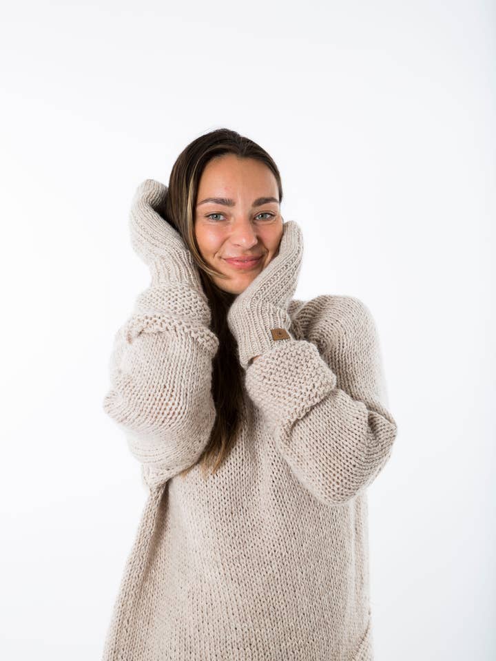 WOLF MITTENS for wholesale by Fuza Wool Of Denmark