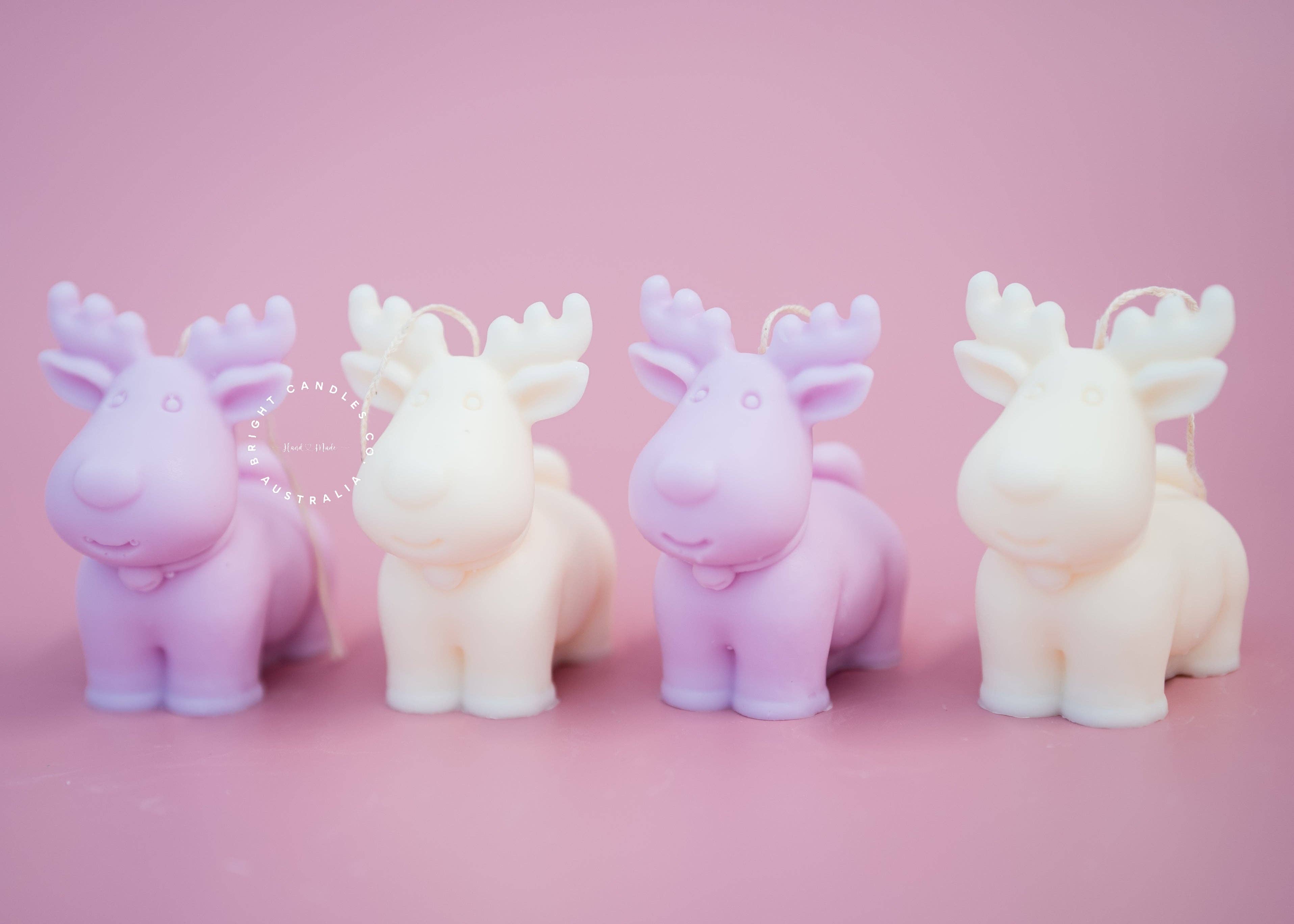 Bright Candles Co. – wholesale Novelty candle – Reindeer | Christmas Candle1
