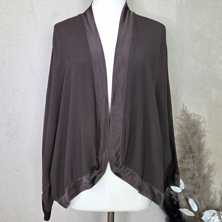 Tempest Designs – Engroshandel Kimono - Dame – Klassisk almindelig kort kimono med satinkant (M)2